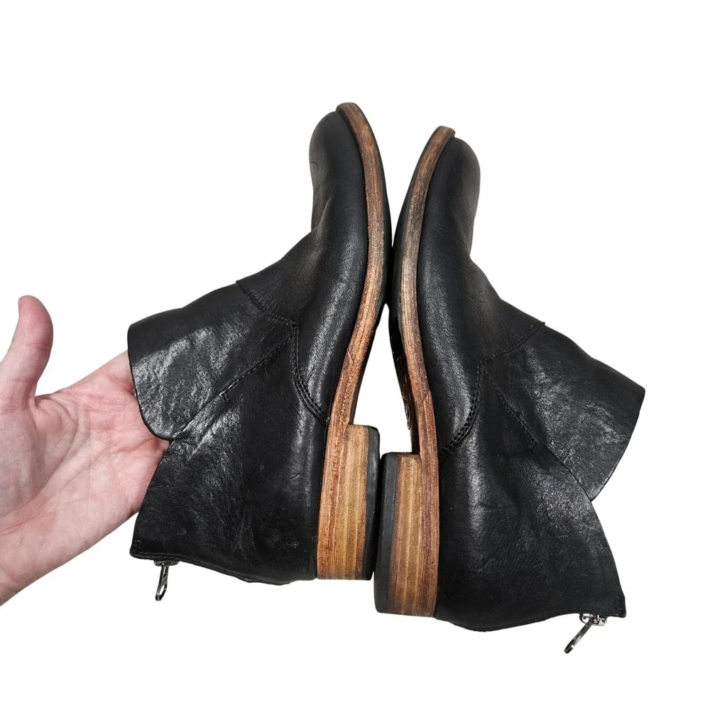 Kork-Ease Ankle Boots Womens 7.5 Black Leather Back Zip Cutout Block Heel Bootie
